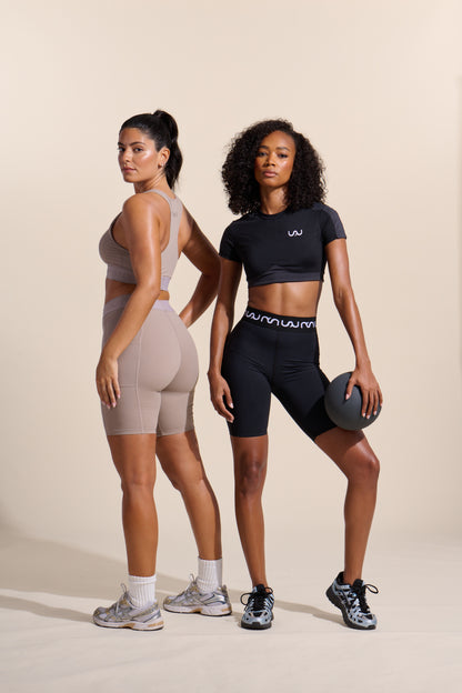 "9 Shorts